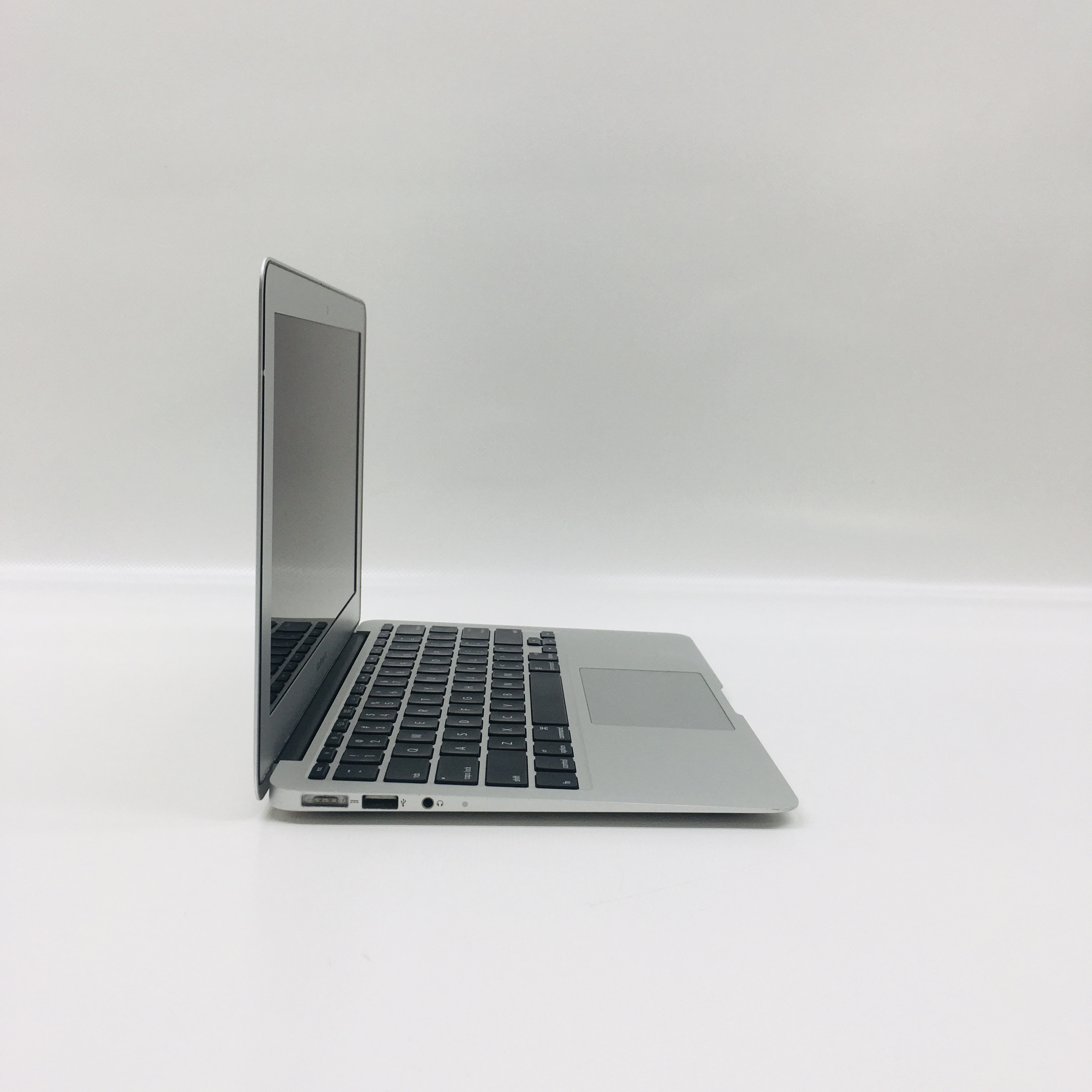 MacBook Air 11" Mid 2012 (Intel Core i5 1.7 GHz 4 GB RAM 128 GB SSD), Intel Core i5 1.7 GHz, 4 GB RAM, 128 GB SSD, image 2
